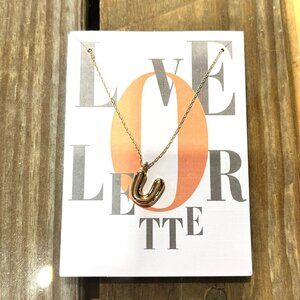U BUBBLE LETTER NECKLACE